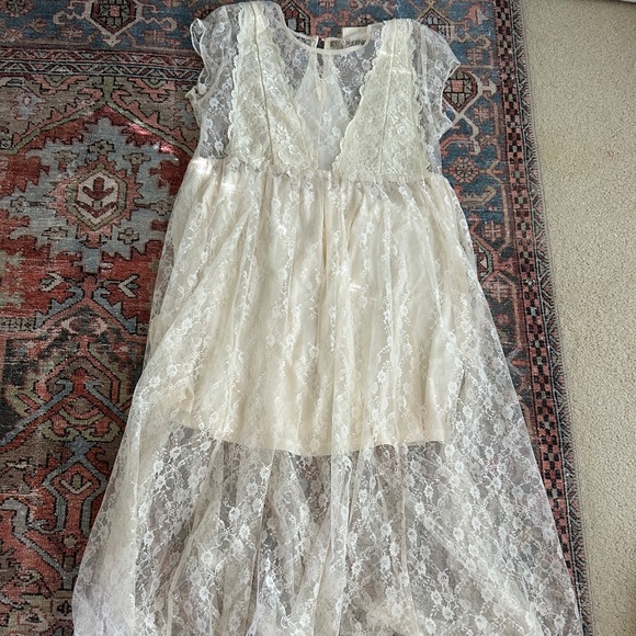 Cream Lace Dress - Picture 1 of 3